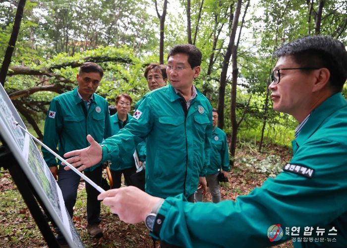 이상일 용인특례시장이 16일 포곡읍 산사태 취약지역을 찾아 현장을 살펴봤다.
