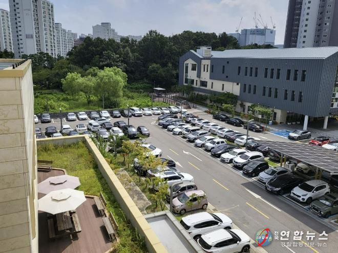 8월 26일부터 유료로 전환되는 용인특례시 서농동주민센터 주차장 모습
