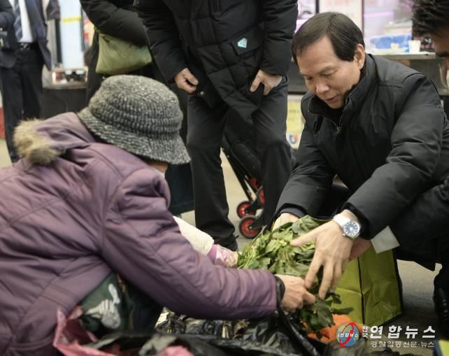 음성군, 설 명절맞이 전통시장 장보기 행사 진행