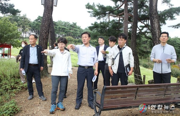 이학수 정읍시장, 구절초꽃축제·내장산휴양림 현장 점검…‘안전’ 최우선 강조