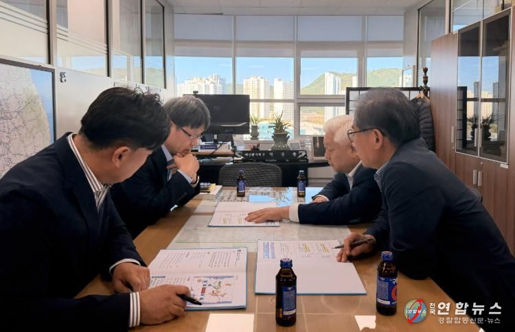 황인홍 무주군수 국비 확보(박봉용 재정관리국장)