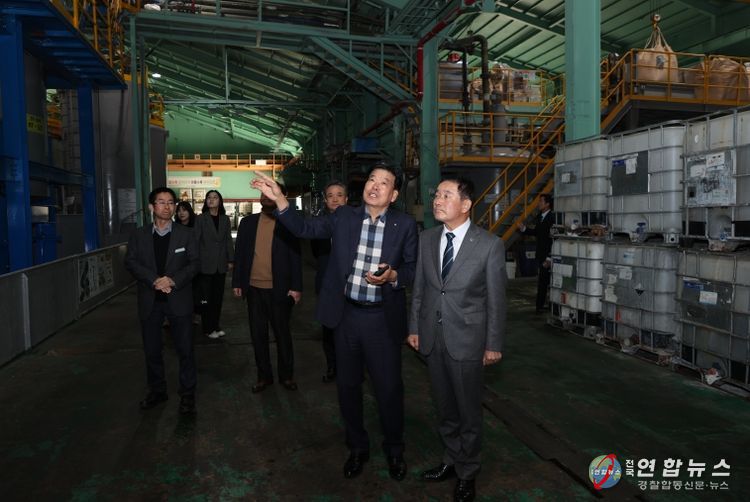 송기섭 진천군수, ㈜수정케미칼 찾아 현장 소통