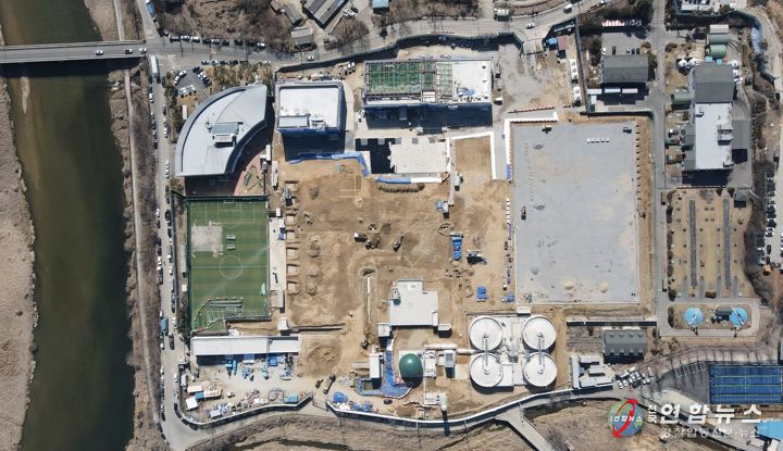 6월 용인에코타운조성사업 준공을 앞두고 마무리 공사가 진행되고 있는 용인레스피아 전경