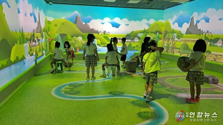 익산 백제왕궁 둘레길, 3가지 주제로 즐기는 봄 산책(백제왕궁박물관 가상체험관)