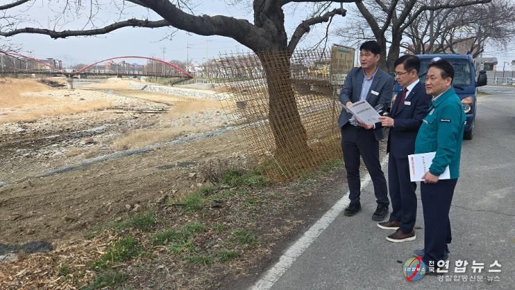 지난 25일 신필승 서산시 부시장이 관내 하천 3개소를 찾아 재해복구 상황을 점검했다.