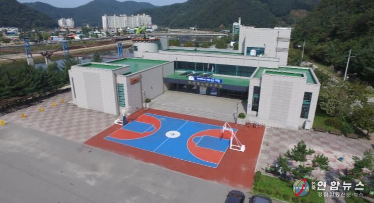 화천 청소년 수련관 전경
