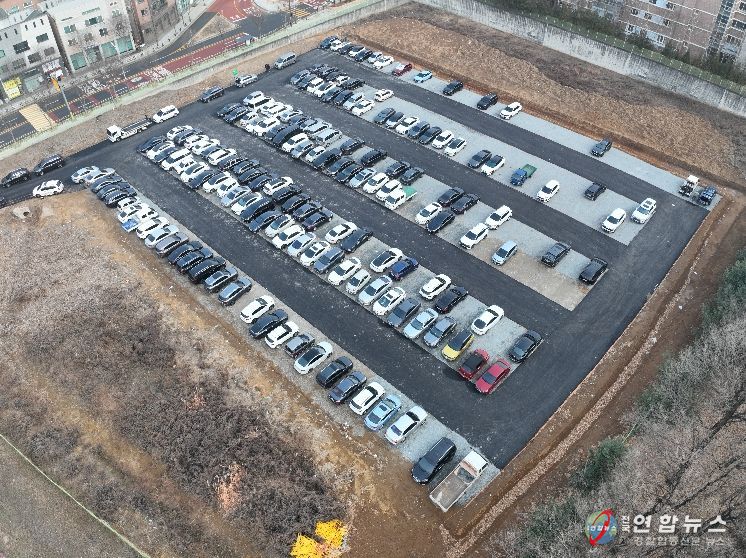 영덕동임시공영주차장 상공 모습.